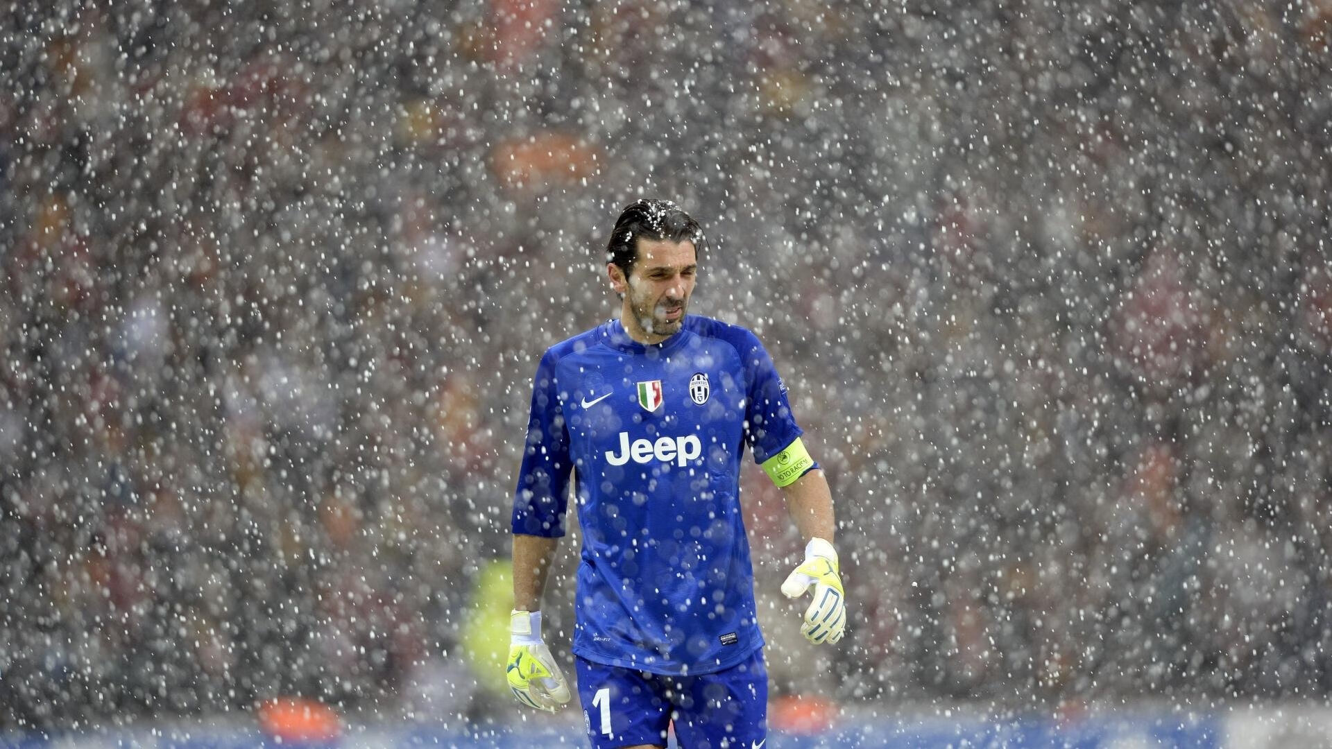 专家点评:专业视角,解读比赛,竞赛专家点评深入精彩纷呈